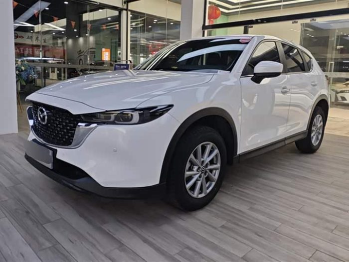 Mazda CX-5 2022 2.0L Automatic 2WD Smart Edition, Октябрь 2023 г., пробег 26700 км. (Б/у) Передний
