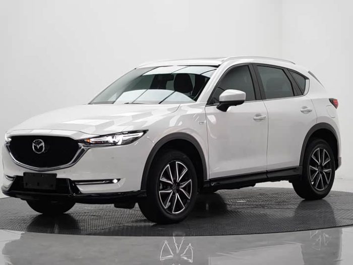 Mazda CX-5 2021 2.5L Automatic 2WD Black Knight, Январь 2022 г., пробег 33000 км. (Б/у) Передний