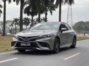 2021 Camry 2.5S Sport Edition, Ноябрь 2021 г., пробег 36000 км. (Б/у) Передний