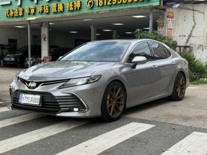 Camry 2021 2.0G Luxury Edition, Июнь 2021 г., пробег 64000 км. (Б/у) Передний
