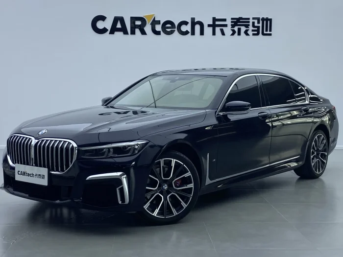 2021 BMW 7 Series 740Li Leading M Sport Package, Сентябрь 2022 г., пробег 55000 км. (Б/у) Задний