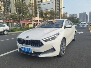 Kia K3 2021 1.5L IVT Luxury Edition, Май 2021 г., пробег 65000 км. (Б/у) Передний