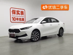 Kia K3 2021 facelift 1.5L CVT Fashion Edition, Декабрь 2021 г., пробег 17000 км. (Б/у) Передний