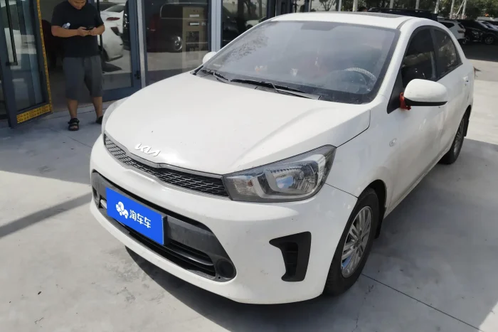 Huanchi 2020 facelift 1.4L automatic comfort sunroof version, Август 2022 г., пробег 87900 км. (Б/у) Передний