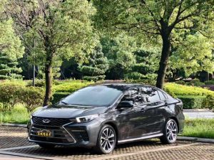 Arrizo 5 PLUS 2021 Xiao AI 1.5T CVT Zhi PLUS, Июнь 2021 г., пробег 39000 км. (Б/у) Передний