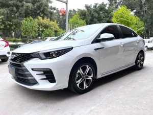 Arrizo 5 PLUS 2021 Xiao AI 1.5T CVT Zhi PLUS, Май 2021 г., пробег 33000 км. (Б/у) Передний