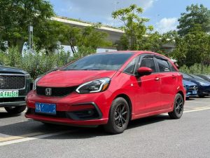 2021 Fit 1.5L CVT Trendy Running Edition, Апрель 2022 г., пробег 43000 км. (Б/у) Передний