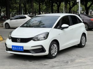 2021 Fit 1.5L CVT Trendy Edition, Июнь 2021 г., пробег 72000 км. (Б/у) Передний