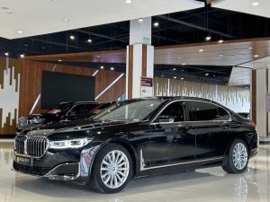 2021 BMW 7 Series 730Li Luxury Package, Февраль 2021 г., пробег 60000 км. (Б/у) Задний