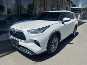 2022 Highlander Dual Engine 2.5L 2WD Premium Edition 7-seater, Сентябрь 2021 г., пробег 66000 км. (Б/у) Передний