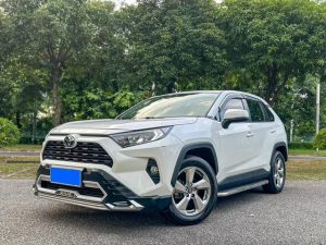 RAV4 Rongfang 2020 2.0L CVT 2WD Fashion Edition, Сентябрь 2020 г., пробег 67000 км. (Б/у) Передний