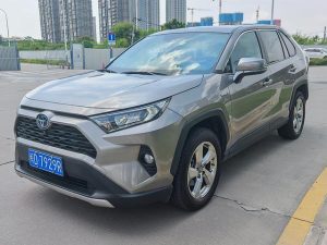 RAV4 Rongfang 2022 2.0L CVT two-wheel drive urban version, Август 2021 г., пробег 6000 км. (Б/у) Передний