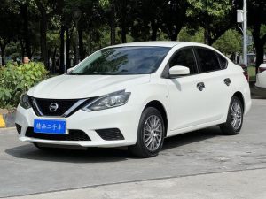2021 Sylphy Classic 1.6 XE CVT Comfort Edition, Октябрь 2021 г., пробег 59000 км. (Б/у) Передний
