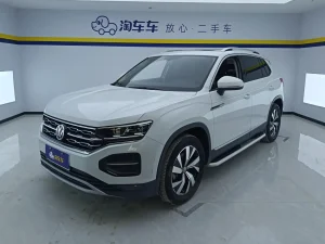 2022 Tayron 330TSI Two-Wheel Drive Luxury Smart Edition, Июль 2023 г., пробег 45000 км. (Б/у) Передний