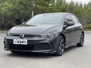 2021 Golf 280TSI DSG R-Line, Август 2021 г., пробег 67000 км. (Б/у) Передний