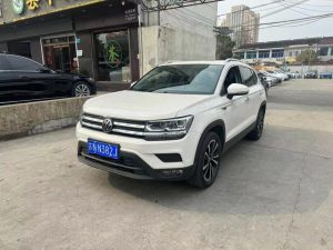 2021 Tiguan 280TSI Two-Wheel Drive Luxury Edition PLUS, Январь 2022 г., пробег 50000 км. (Б/у) Передний