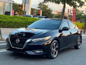 2022 Sylphy 1.6L XL CVT Enjoy Edition, Февраль 2022 г., пробег 26000 км. (Б/у) Передний