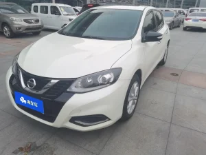 2021 Tiida 1.6L CVT Smart Edition, Май 2021 г., пробег 20000 км. (Б/у) Передний