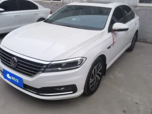 Lavida 2022 1.5L Automatic Comfort Edition, Январь 2022 г., пробег 28600 км. (Б/у) Передний