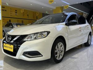 2021 Tiida 1.6L CVT Cool Edition, Август 2021 г., пробег 35200 км. (Б/у) Передний