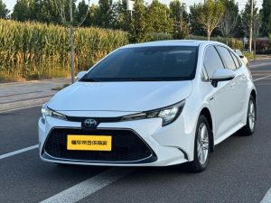 2022 Levin Dual Engine 1.8H E-CVT Luxury Edition, Август 2022 г., пробег 81000 км. (Б/у) Передний