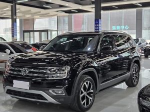 2020 Touran 380TSI 4WD Comfort Edition, Апрель 2021 г., пробег 36000 км. (Б/у) Полный