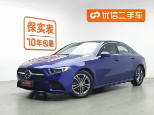 2021 Mercedes-Benz A-Class A 180 L Sport Sedan, Апрель 2020 г., пробег 54400 км. (Б/у) Передний