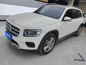 Mercedes-Benz GLB 2021 GLB 180 Dynamic, Май 2021 г., пробег 67300 км. (Б/у) Передний