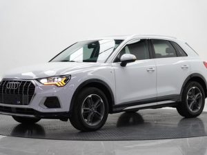 Audi Q3 2021 35 TFSI Progressive Elegance, Апрель 2021 г., пробег 29000 км. (Б/у) Передний