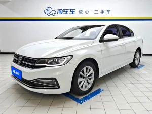 2021 Volkswagen Bora 1.5L Automatic Comfort Smart Connect Edition, Сентябрь 2021 г., пробег 48400 км. (Б/у) Передний