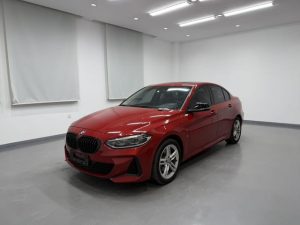 2021 BMW 1 Series Facelift 120i M Sport Shadow Edition, Март 2022 г., пробег 42000 км. (Б/у) Передний