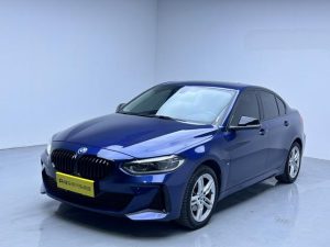 2021 BMW 1 Series 120i M Sport Shadow Edition, Январь 2021 г., пробег 24400 км. (Б/у) Передний