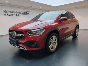 2020 Mercedes-Benz GLA 180, Апрель 2021 г., пробег 42300 км. (Б/у) Передний