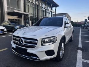 Mercedes-Benz GLB 2021 GLB 180 Fashion Edition, Ноябрь 2020 г., пробег 100000 км. (Б/у) Передний