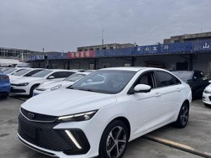 Geely Emgrand L 2022 1.4T CVT Premium Edition, Июль 2022 г., пробег 30000 км. (Б/у) Передний