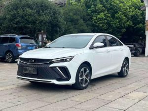 Geely Emgrand L 2022 1.4T CVT Supreme Edition, Октябрь 2021 г., пробег 25000 км. (Б/у) Передний