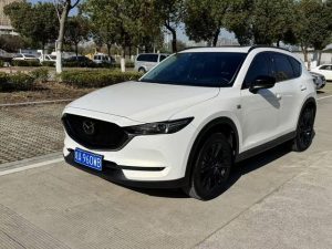 Mazda CX-5 2021 2.5L Automatic AWD Black Knight Edition, Октябрь 2021 г., пробег 41700 км. (Б/у) Передний