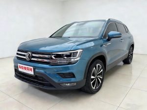2021 Volkswagen Tharu 280TSI 2WD Luxury Edition, Март 2022 г., пробег 26000 км. (Б/у) Передний