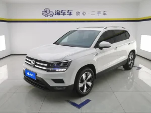 2021 Volkswagen Tharu 280TSI 2WD Comfort Edition, Апрель 2021 г., пробег 30800 км. (Б/у) Передний