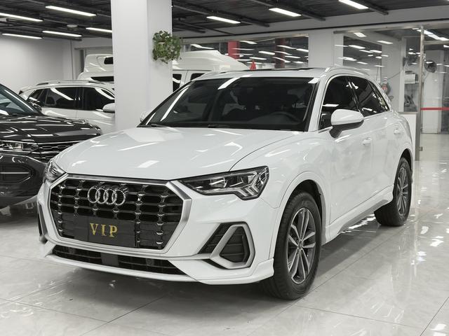 Audi Q3 2022 35 TFSI Progressive Dynamic Edition, Сентябрь 2021 г., пробег 35000 км. (Б/у) Передний