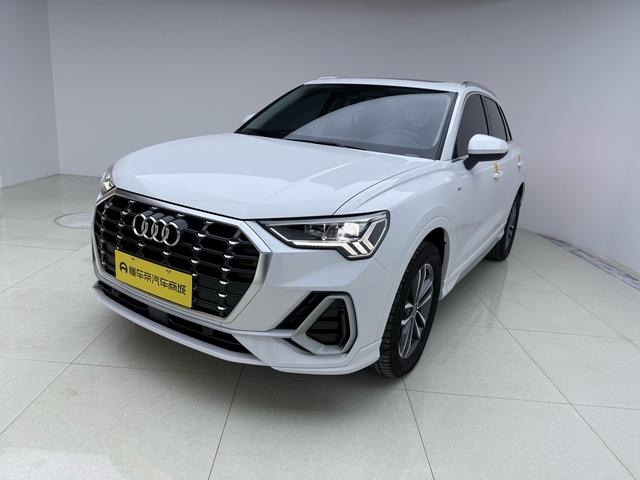 Audi Q3 2021 35 TFSI Progressive Dynamic Edition, Май 2021 г., пробег 19600 км. (Б/у) Передний