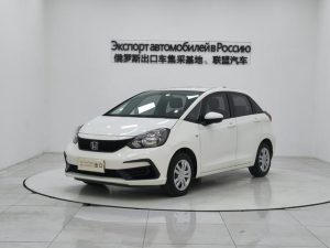 Honda Fit 2021 1.5L CVT Trend Edition, Февраль 2022 г., пробег 15500 км. (Б/у) Передний