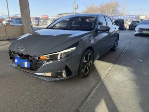 2021 Hyundai Elantra 1.5L CVT LUX Premium Edition, Ноябрь 2021 г., пробег 44000 км. (Б/у) Передний