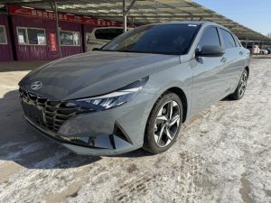 2022 Hyundai Elantra 1.5L CVT GLX Elite Edition, Октябрь 2022 г., пробег 17700 км. (Б/у) Передний