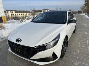 2021 Hyundai Elantra 1.5L CVT LUX Premium Edition, Декабрь 2021 г., пробег 36000 км. (Б/у) Передний