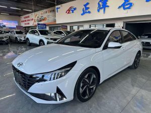 2021 Hyundai Elantra 1.5L CVT LUX Premium Edition, Июнь 2021 г., пробег 55000 км. (Б/у) Передний