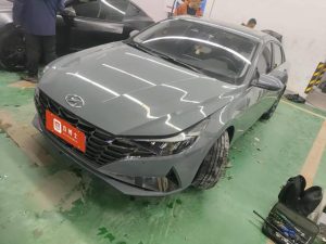 2022 Hyundai Elantra 1.5L CVT LUX Premium Edition, Март 2022 г., пробег 26000 км. (Б/у) Передний