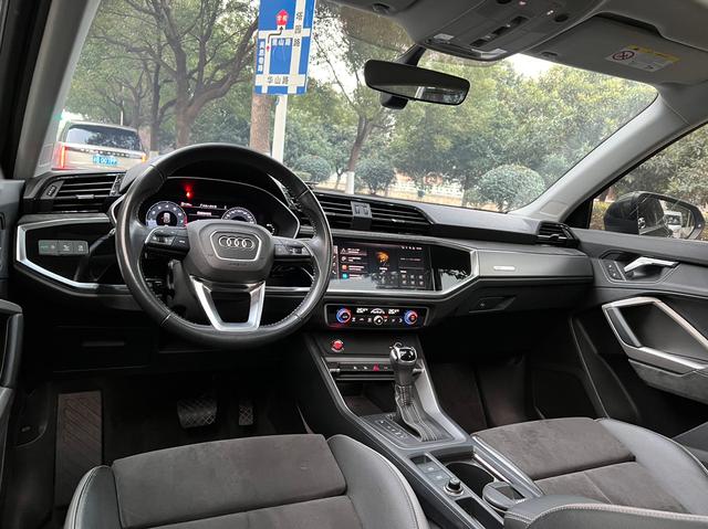 Audi Q3 2022 35 TFSI Progressive Dynamic Edition, Январь 2022 г., пробег 45100 км. (Б/у) Передний — изображение 3