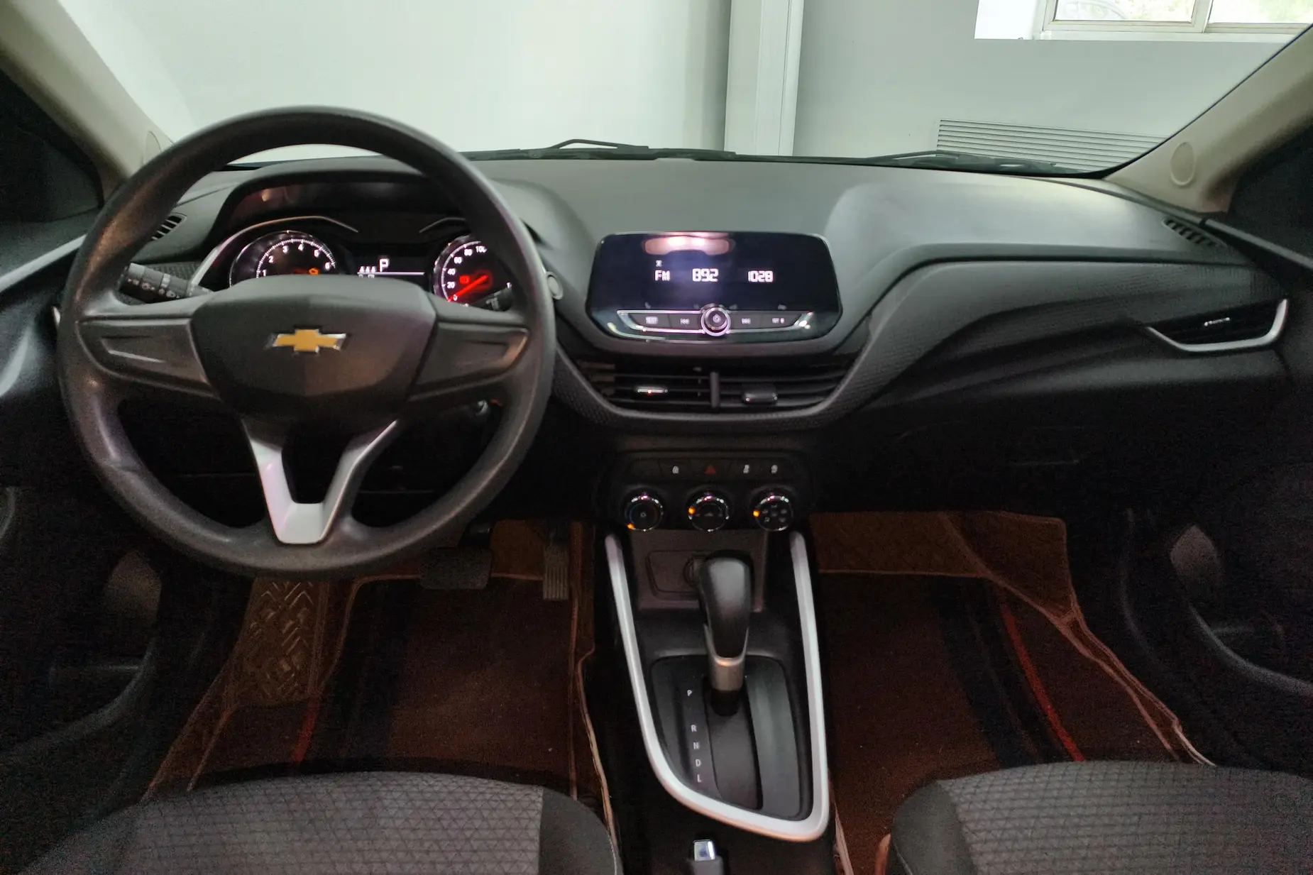 Chevrolet Cruze 2021 325T Automatic Comfort Edition, Май 2022 г., пробег 40200 км. (Б/у) Передний — изображение 3