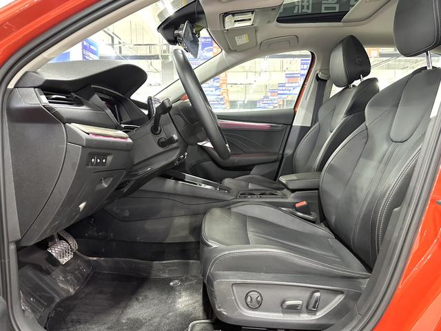 Octavia 2022 PRO TSI280 DSG Luxury Edition, Январь 2022 г., пробег 38000 км. (Б/у) Передний — изображение 3